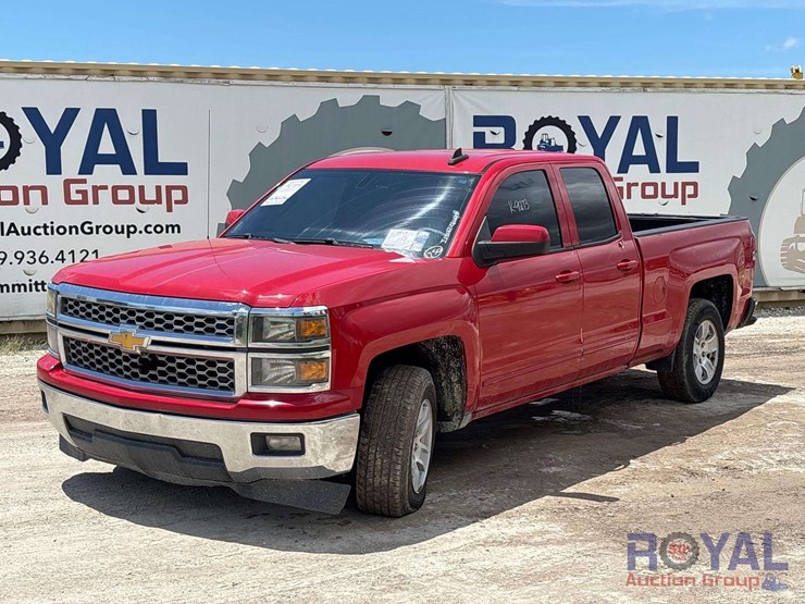 2015-chevrolet-silverado-image-1