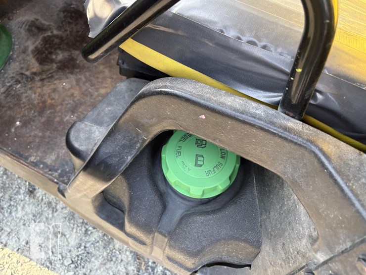 2016-john-deere-gator-xuv-855d-s4-image-8