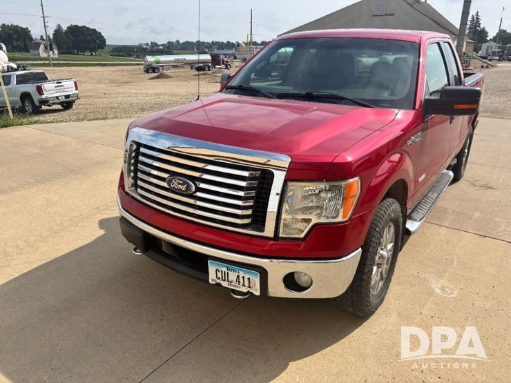 2012-ford-f150-xlt-image-2