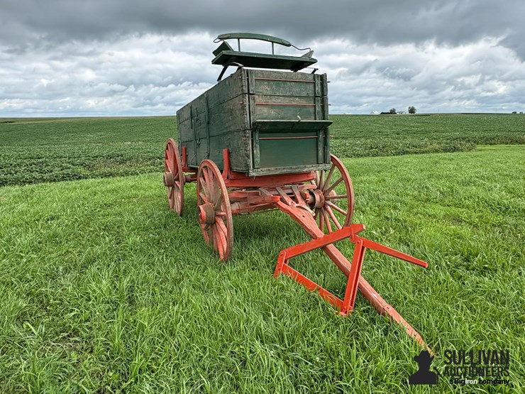 triple-box-wooden-wheel-wagon-image-3