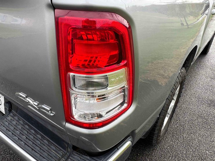 2021-ram-1500-big-horn-image-39