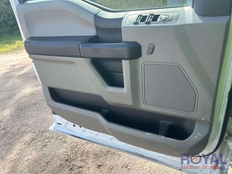 2017-ford-f150-image-11