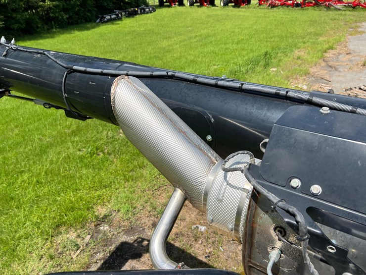 2023-new-holland-cr10.90-image-85