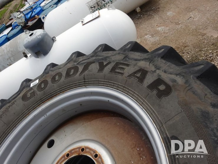 good-year-flotation-tires-(pz13770)-image-20