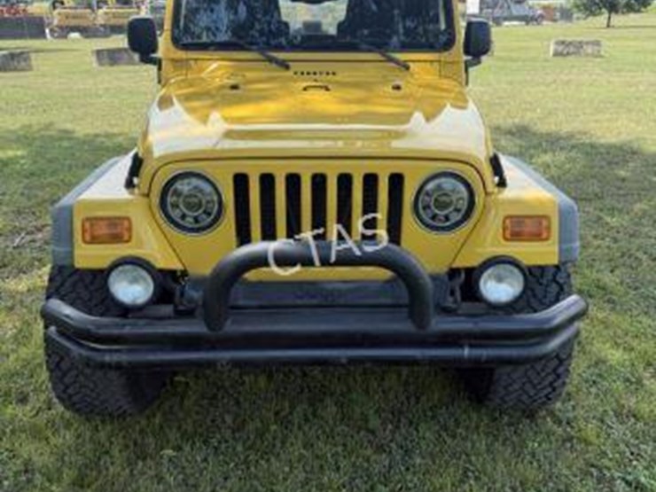 2004-jeep-wrangler-image-2
