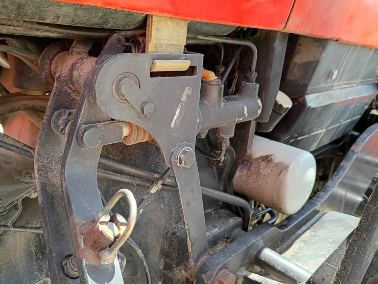 agco-allis-6690-image-18