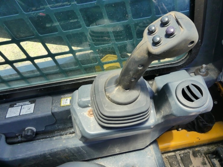 deere-317g-image-15