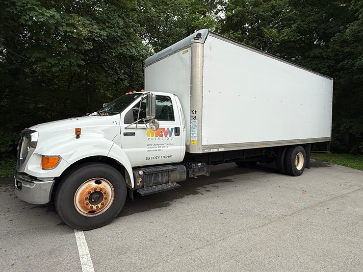 2009-ford-f650-image-1