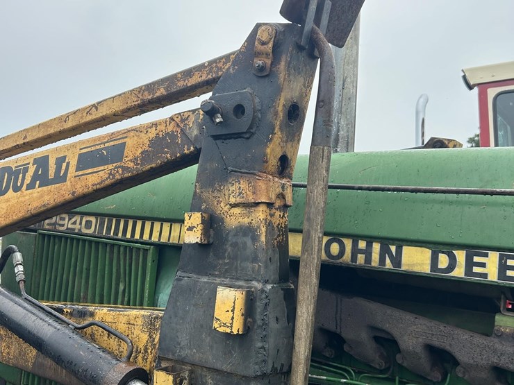 1980-john-deere-2940-image-9