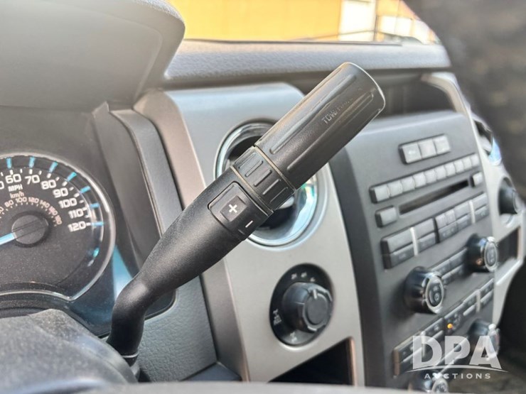 2012-ford-f150-xlt-image-77