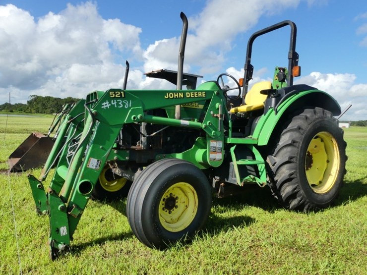 2002-john-deere-5220-image-1