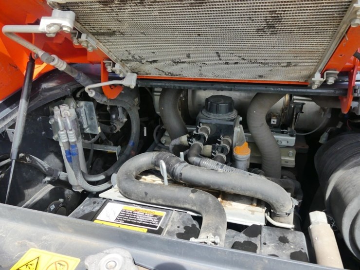 kubota-svl97-2-image-7