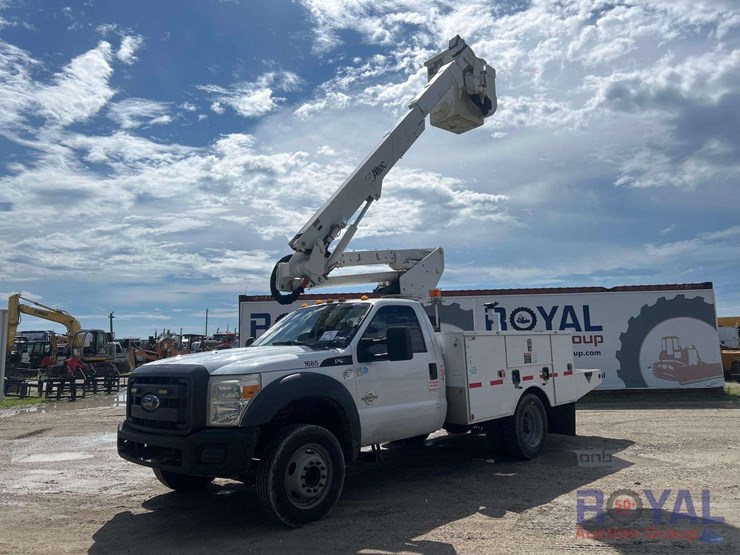 2014-ford-f550-image-1