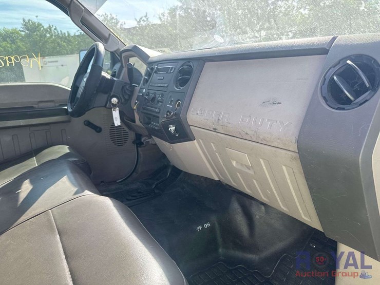 2009-ford-f550-image-21