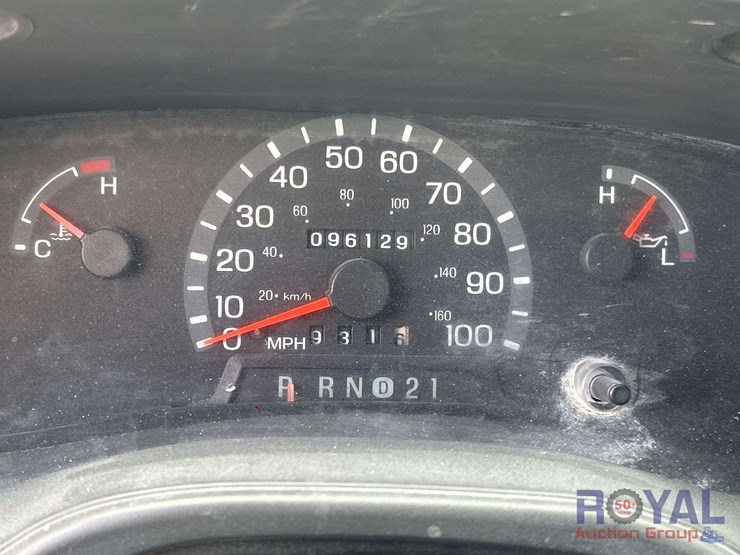 2003-ford-e350-image-8