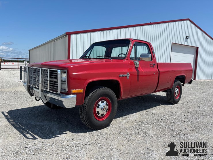 1984-chevrolet-custom-deluxe-20-image-1