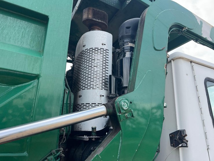 2012-mack-leu613-image-27