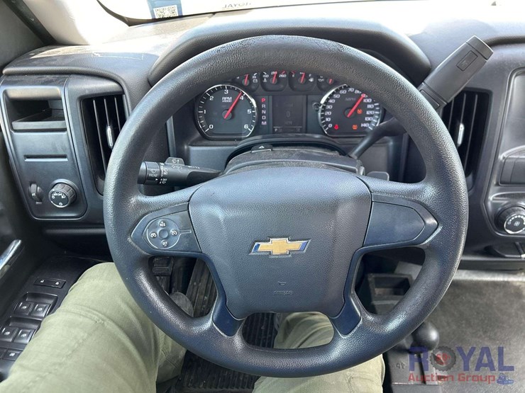 2015-chevrolet-silverado-1500-image-12