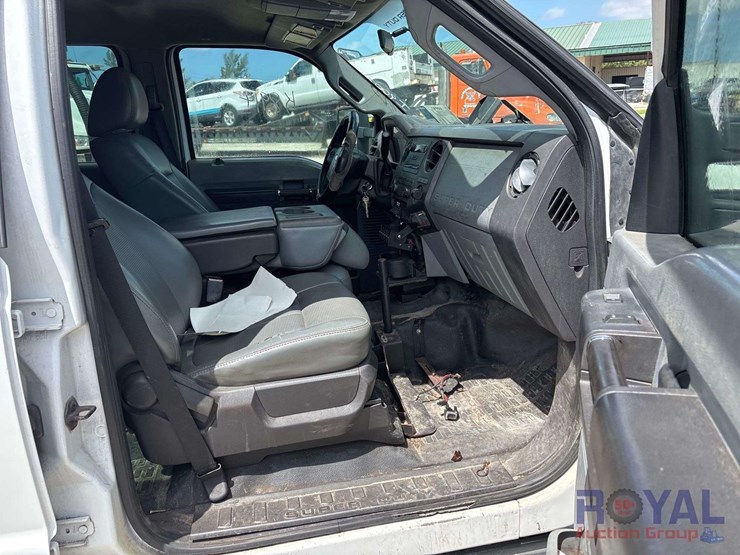 2011-ford-f450-image-21