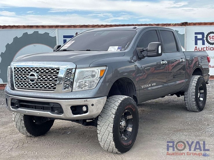 2018-nissan-titan-image-1