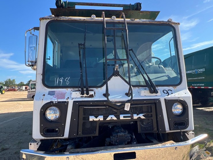 2009-mack-mru613-image-25