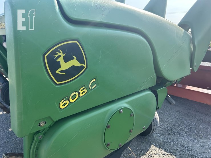 john-deere-608c-image-11