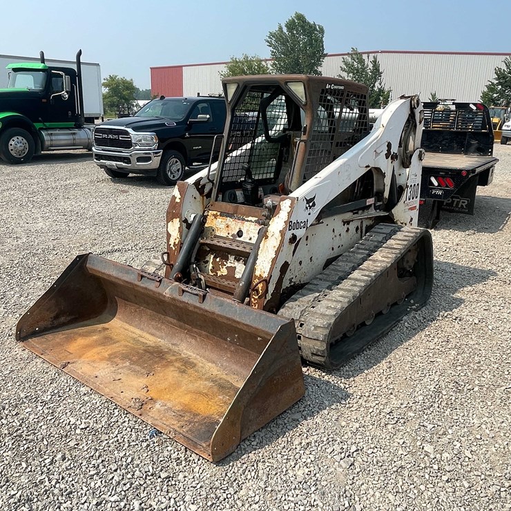 BOBCAT T300