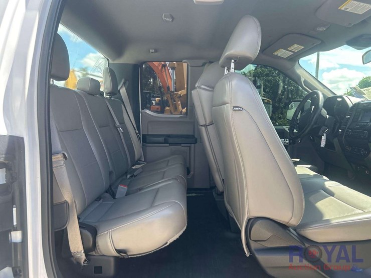 2019-ford-f150-image-26