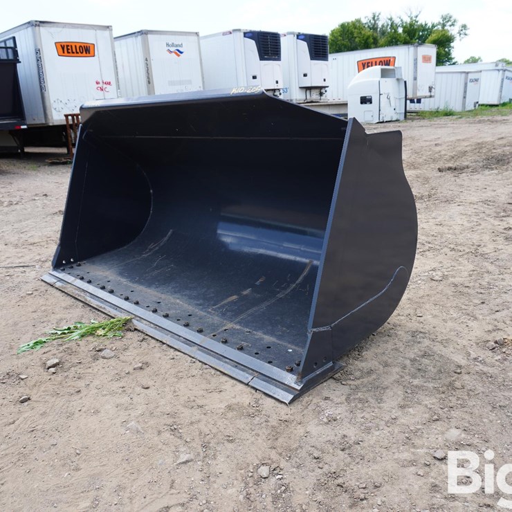 Case 84242192 Bucket