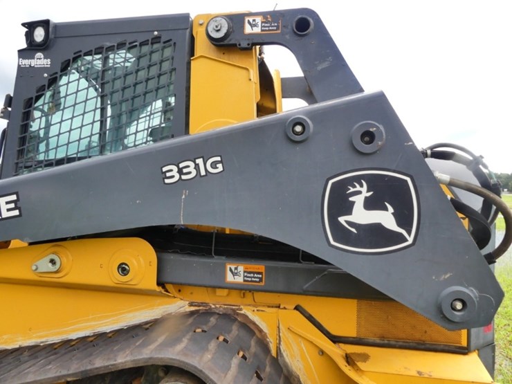 deere-331g-image-7