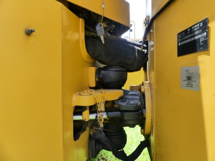 caterpillar-cb34-image-6