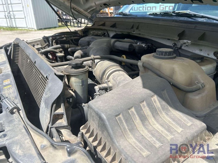 2013-ford-f450-image-14
