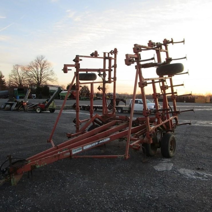 DEUTZ ALLIS 1400