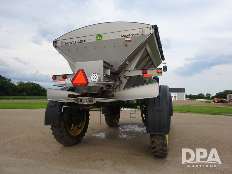 2016-john-deere-r4045-image-27