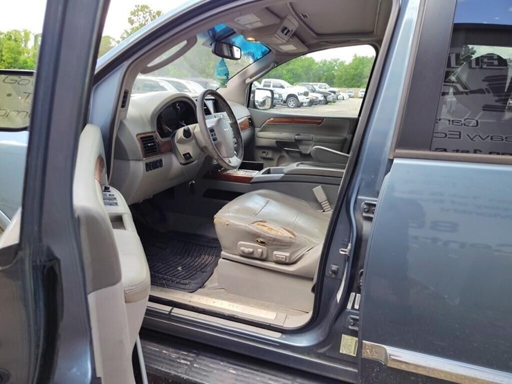 2008-infiniti-qx56-image-5