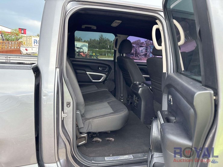 2018-nissan-titan-image-24