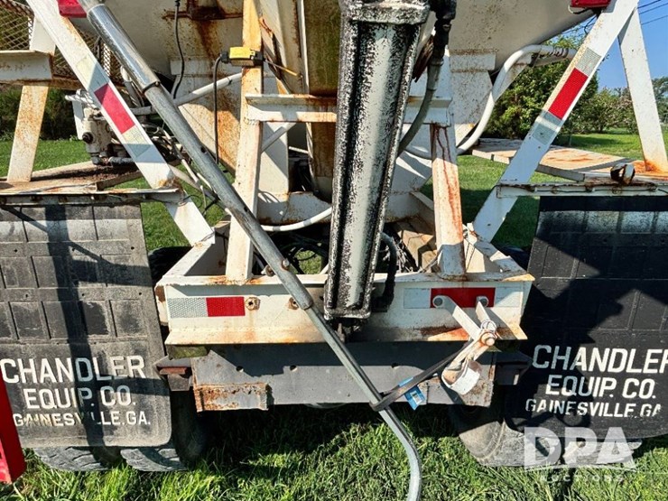 2000-sterling-dry-tender-truck-(gp11245,-unit-123831)-image-41