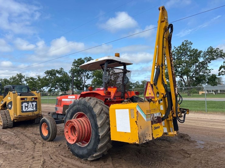 kubota-m9000-image-2
