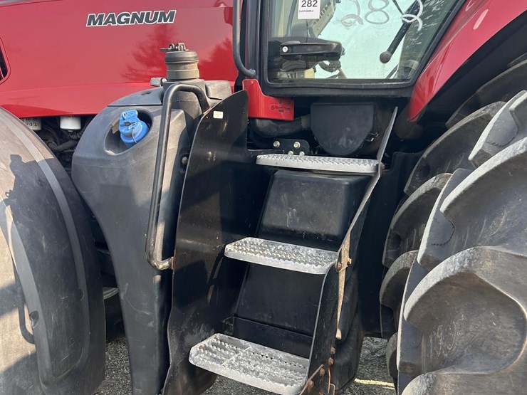 2015-case-ih-magnum-240-cvt-image-9