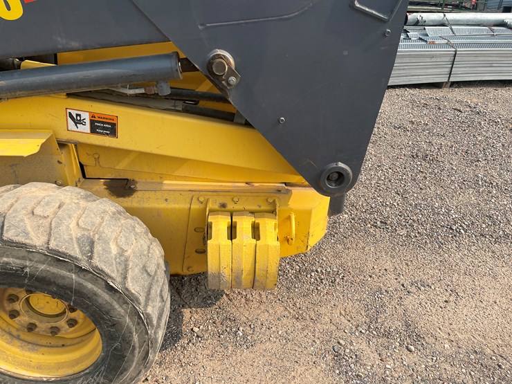 new-holland-ls180-image-7