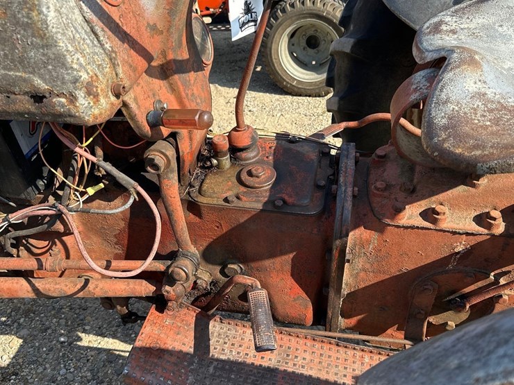 ford-8n-image-12