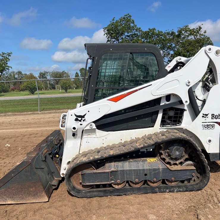 2019 BOBCAT T590