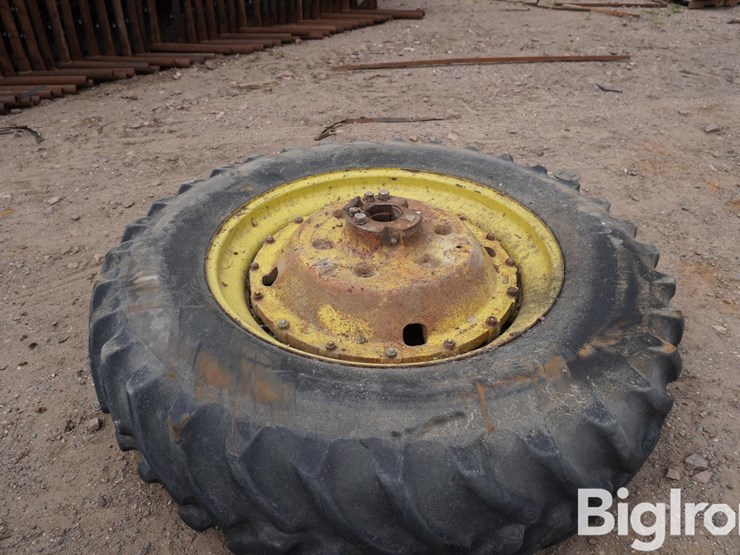 18.4-42-w-38"-jd-centers-tires-image-16