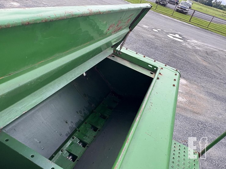 john-deere-750-image-6
