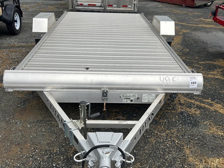2022-titan-trailer-image-2