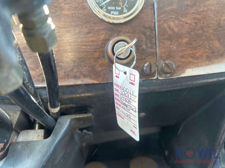 1991-peterbilt-378-t/a-dump-truck-image-11