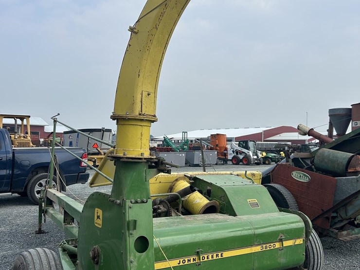 john-deere-3800-image-6