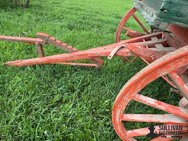 triple-box-wooden-wheel-wagon-image-9