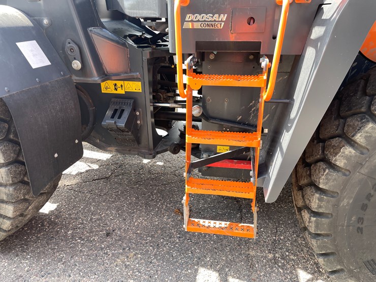 doosan-dl320-7-image-18
