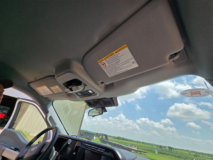 2024-ford-f350-image-29